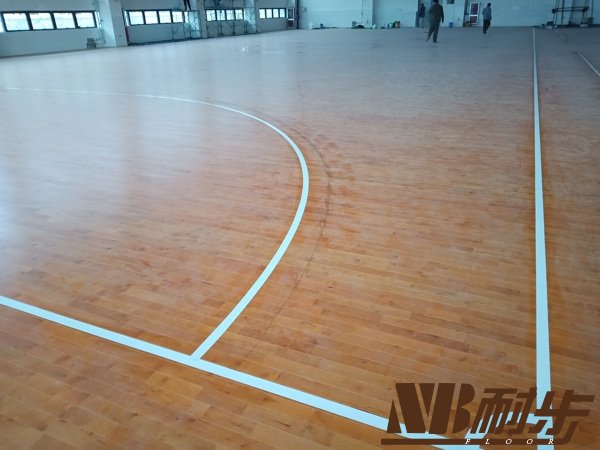 篮球场木地板铺装方法有哪些